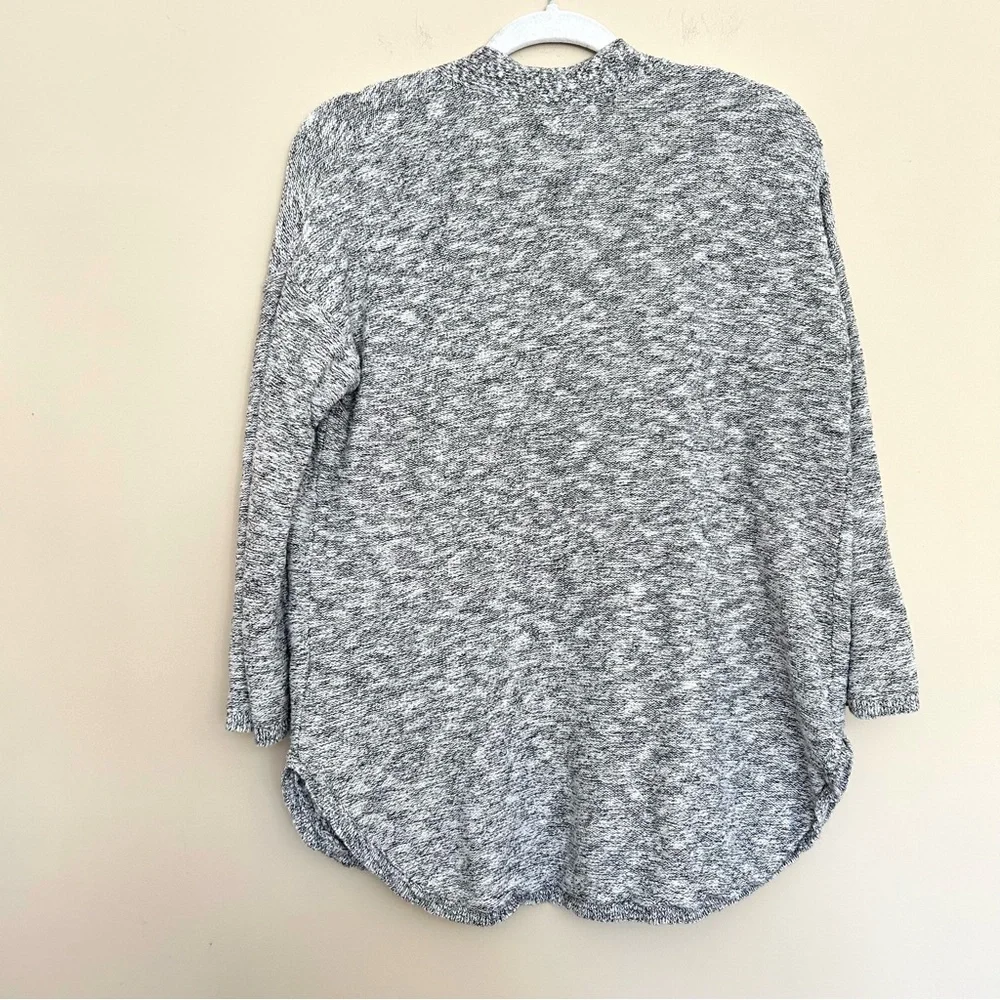 Old Navy Women’s Gray Marled Knit Open Cardigan - Picture 6 of 9